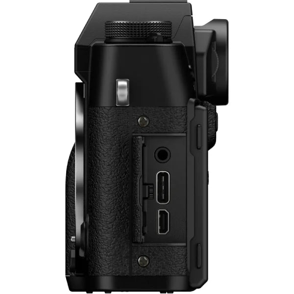 Fujifilm X-T30 III Mirrorless Camera with 13-33mm f/3.5-6.3 Lens (Black)