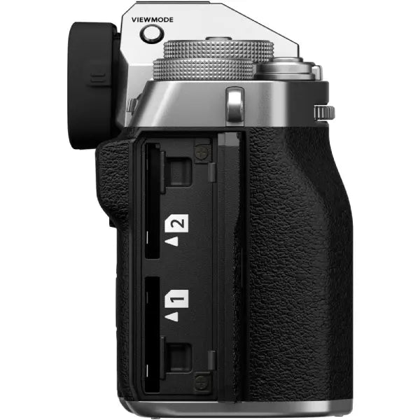 Fujifilm X-T5 Mirrorless Camera with XF 16-50mm f/2.8-4.8 Lens (Silver)