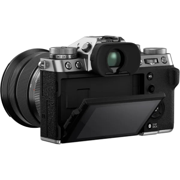 Fujifilm X-T5 Mirrorless Camera with XF 16-80mm f/4 Lens (Silver)