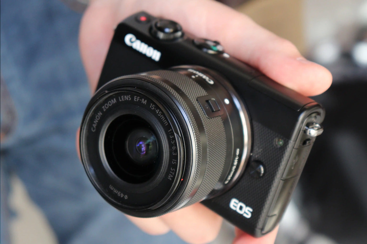 First Glimpse of the Canon EOS M100 Mirrorless Camera | Video