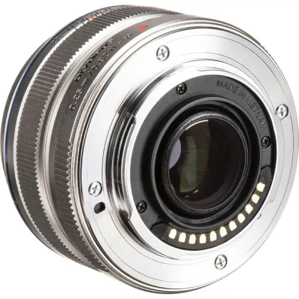 Olympus M.Zuiko Digital 17mm f/1.8 Lens (Silver)