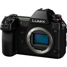 Panasonic LUMIX S1 Full Frame Mirrorless Camera Body
